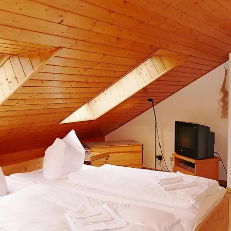 Urlauberdorf Urlauberdorf 32b *